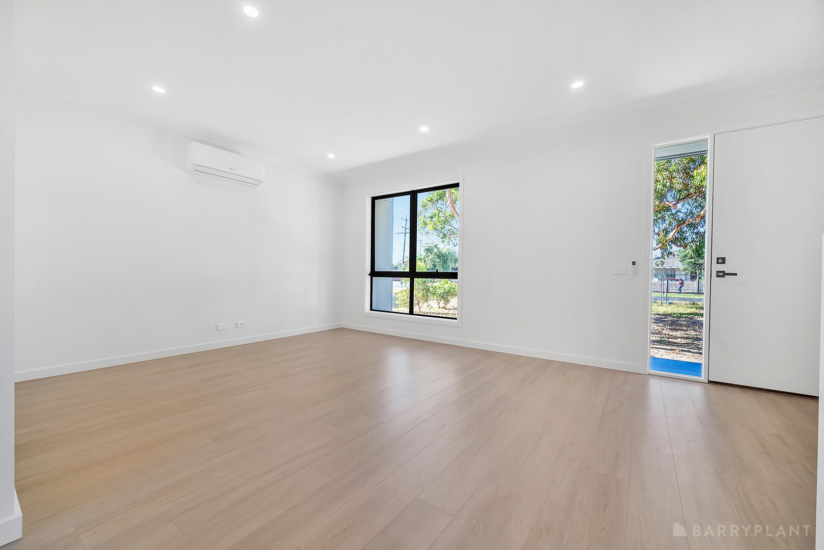 100 Box Street, Doveton, VIC 3177 - Thumbnail 2 - 13/02/2026