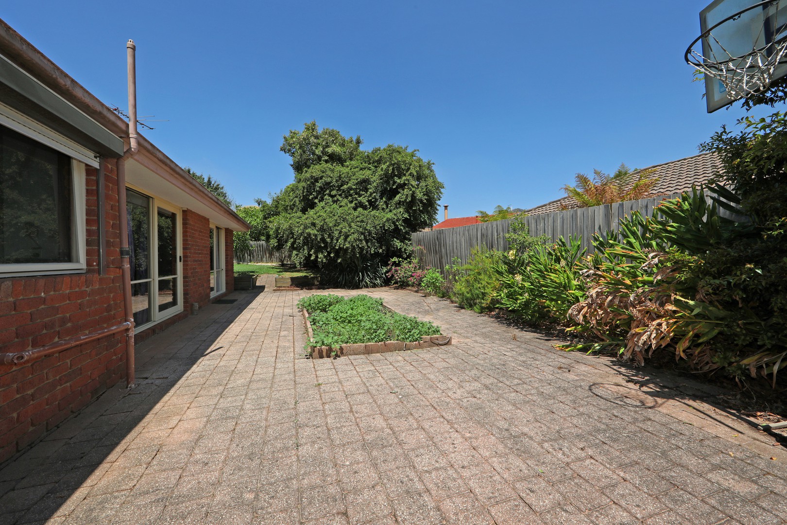 100 Bridgewater Way, Rowville, VIC 3178, Rowville - Thumbnail 3