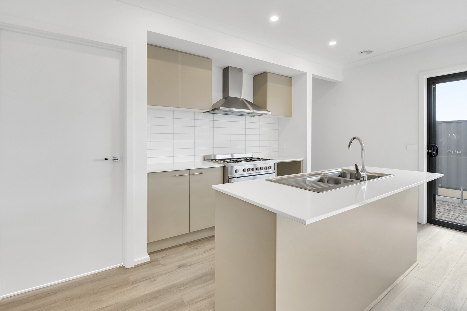 100 Brown Boulevard, Donnybrook, VIC 3064, Donnybrook - Thumbnail 4