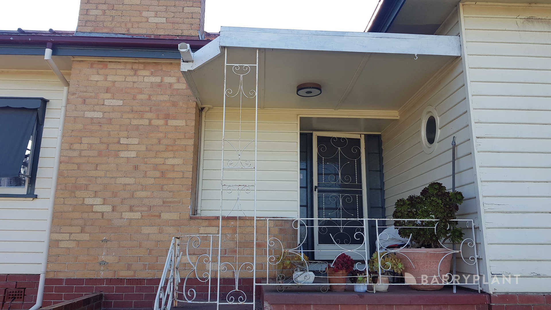 100 Gillies Street, Maryborough, VIC 3465 - Thumbnail 1 - 19/01/2024