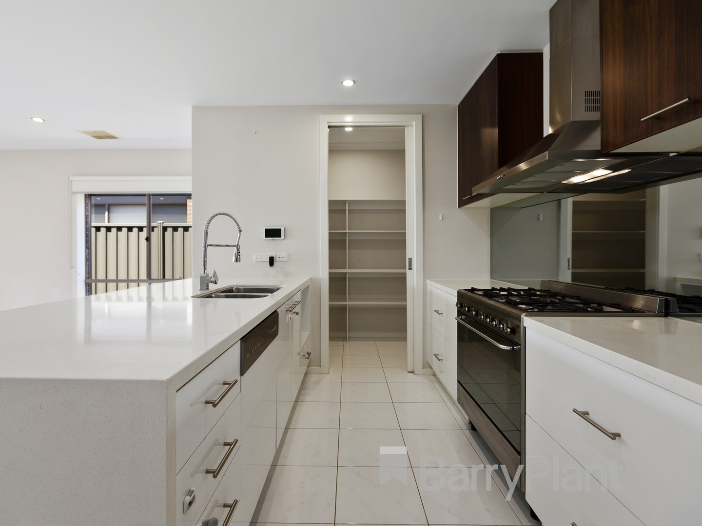 100 Hummingbird Boulevard, Tarneit, VIC 3029, Tarneit - Thumbnail 2