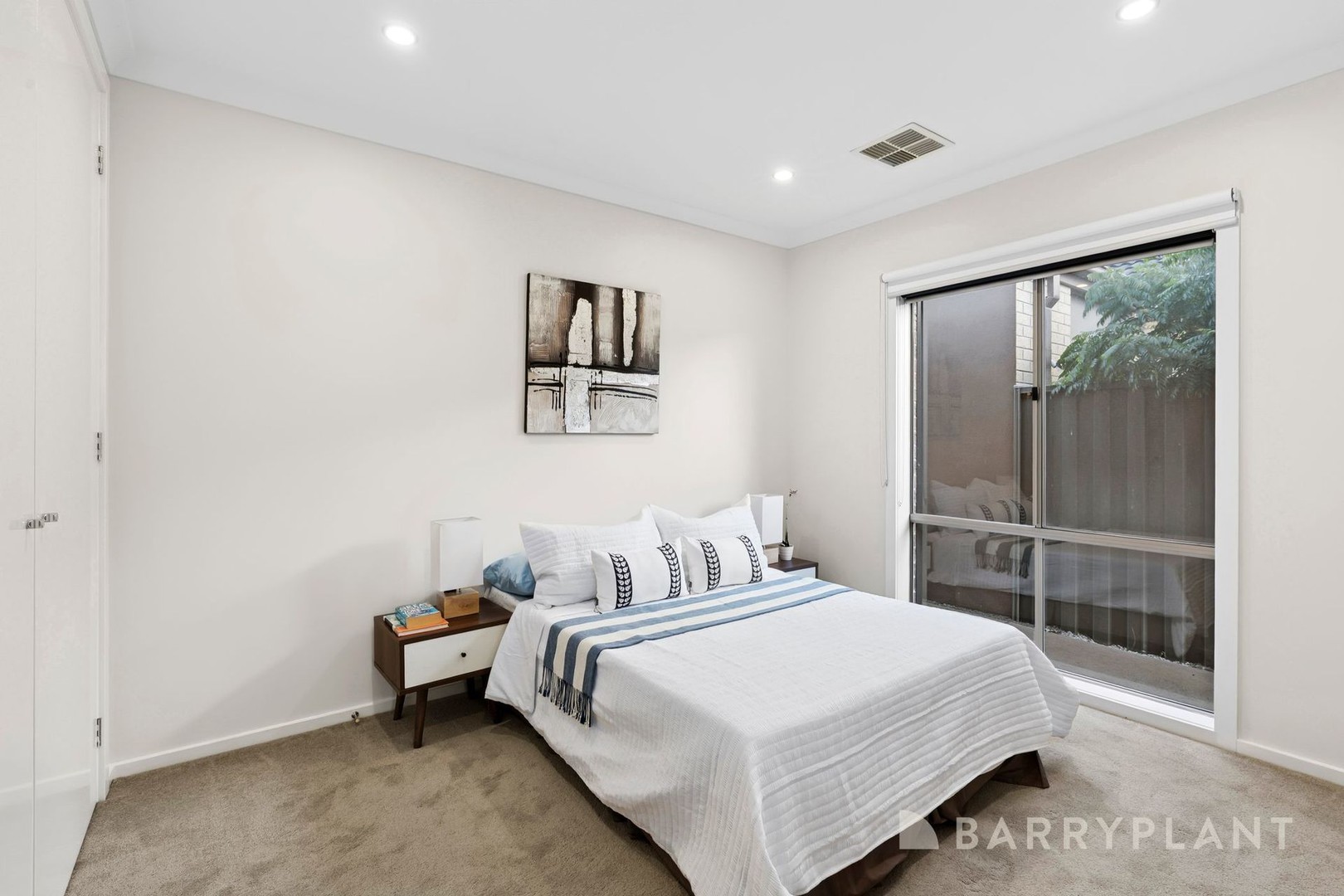 100 Hummingbird Boulevard, Tarneit, VIC 3029, Tarneit - Thumbnail 8
