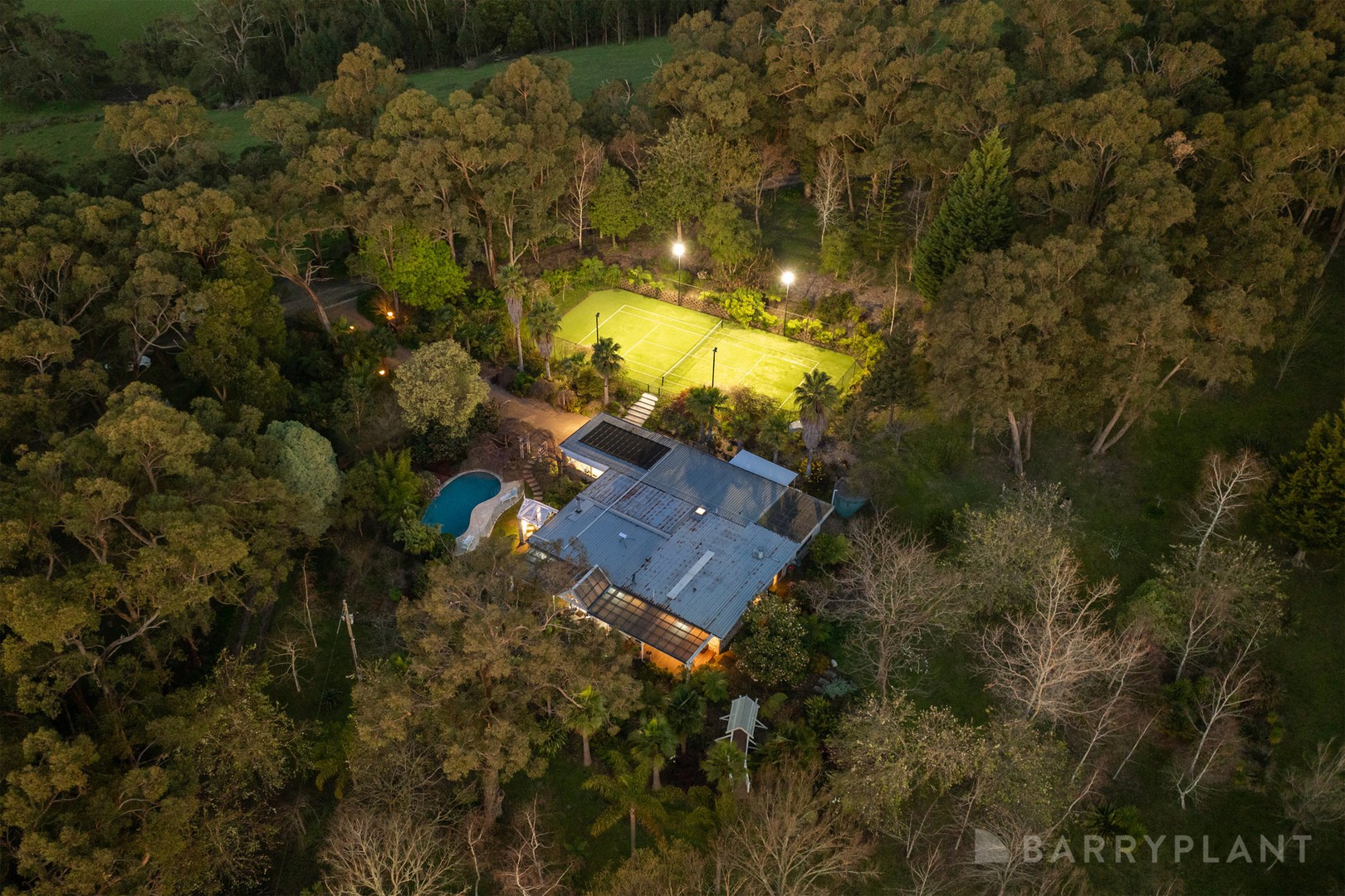100 Kirk Road, Cockatoo, VIC 3781 - Thumbnail 2 - 16/09/2026