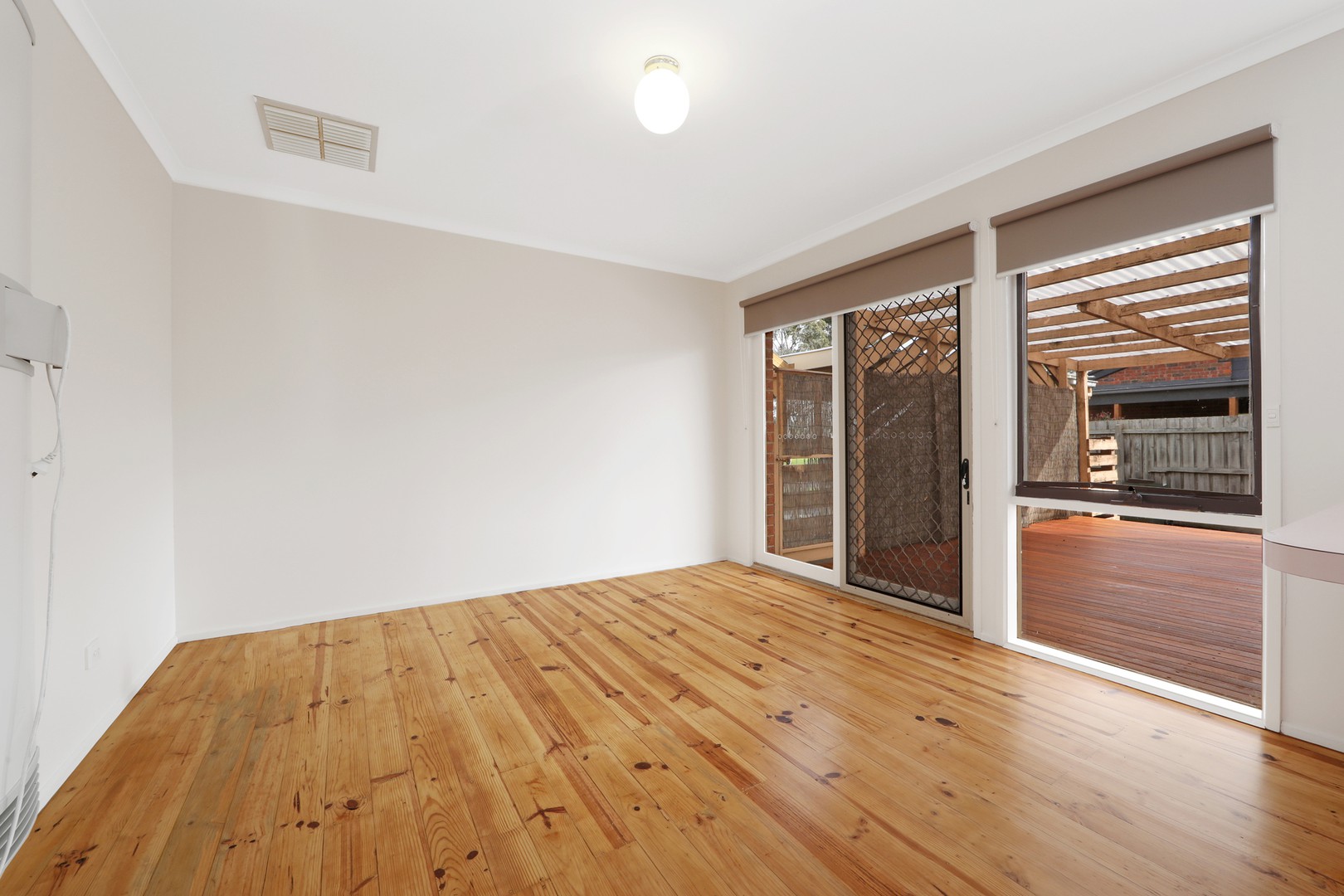 100 Lakesfield Drive, Lysterfield, VIC 3156 - Thumbnail 1 - 23/07/2026