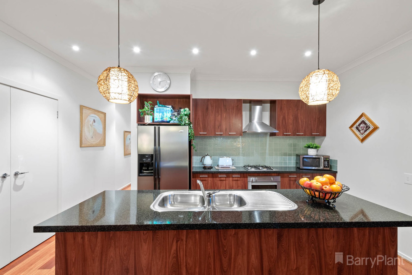 100 Leigh DrivePakenham, VIC 3810, Pakenham - Thumbnail 3