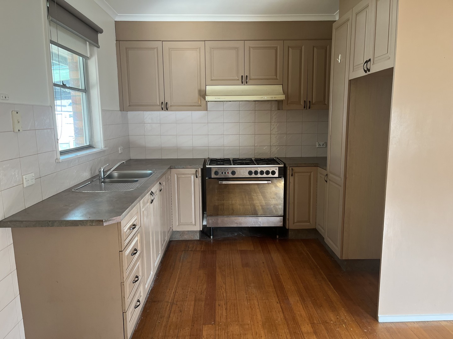 100 Shaws Road, Werribee, VIC 3030 - Thumbnail 1 - 13/06/2023