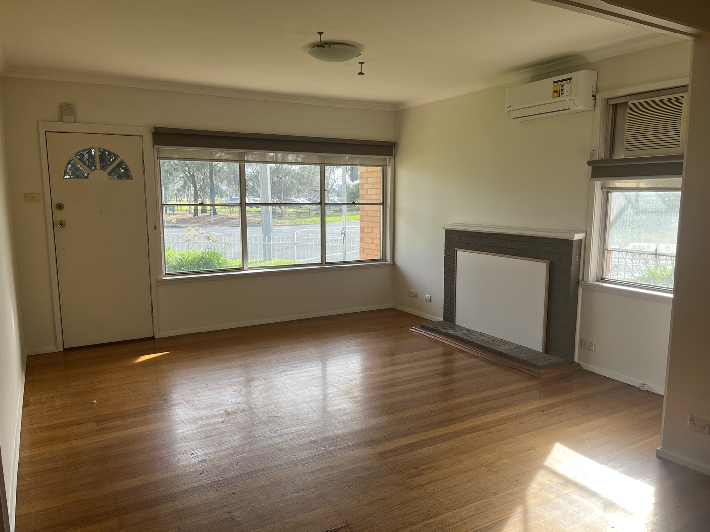 100 Shaws Road, Werribee, VIC 3030 - Thumbnail 2 - 13/06/2023