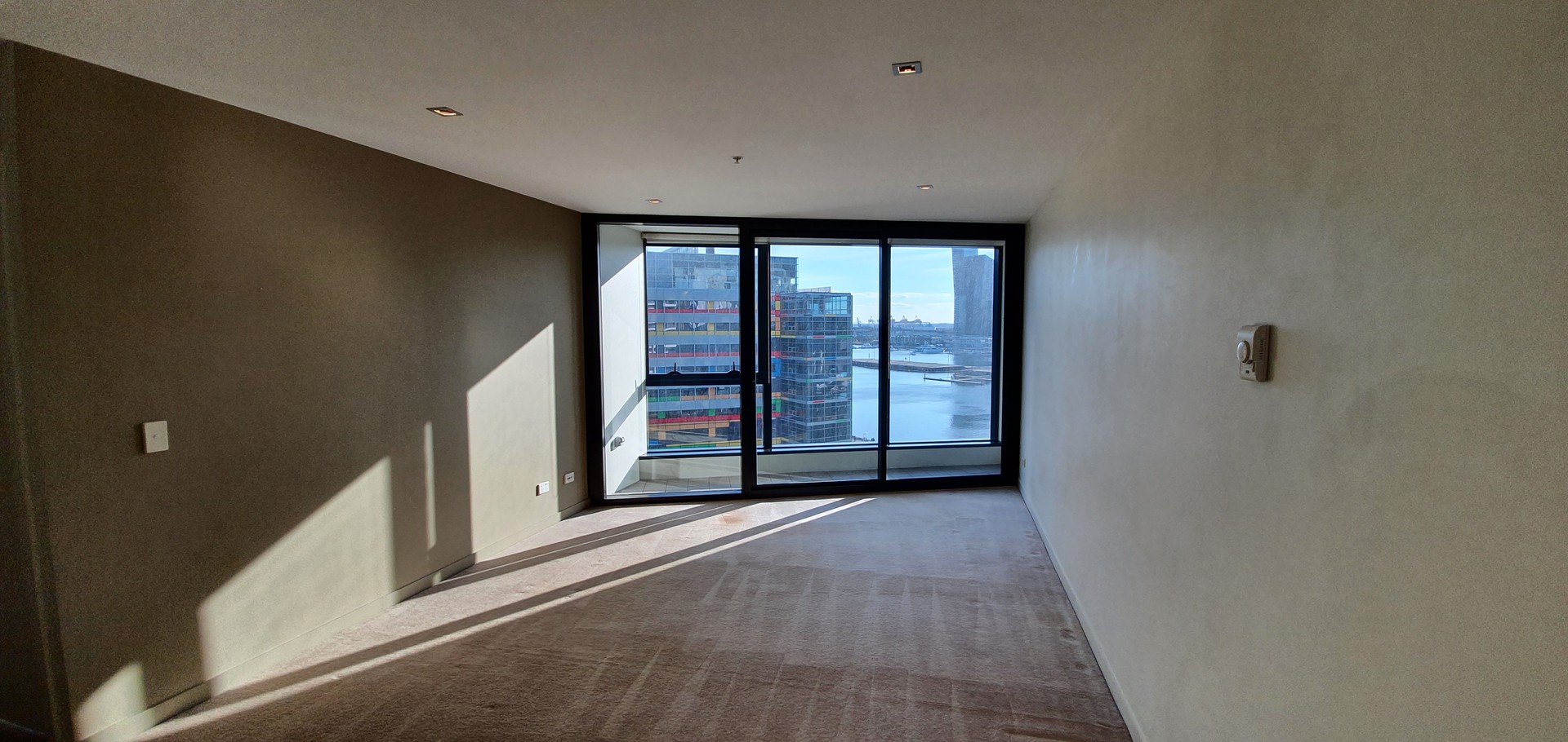 1002/100 Harbour Esplanade, Docklands, VIC 3008, Docklands - Thumbnail 4