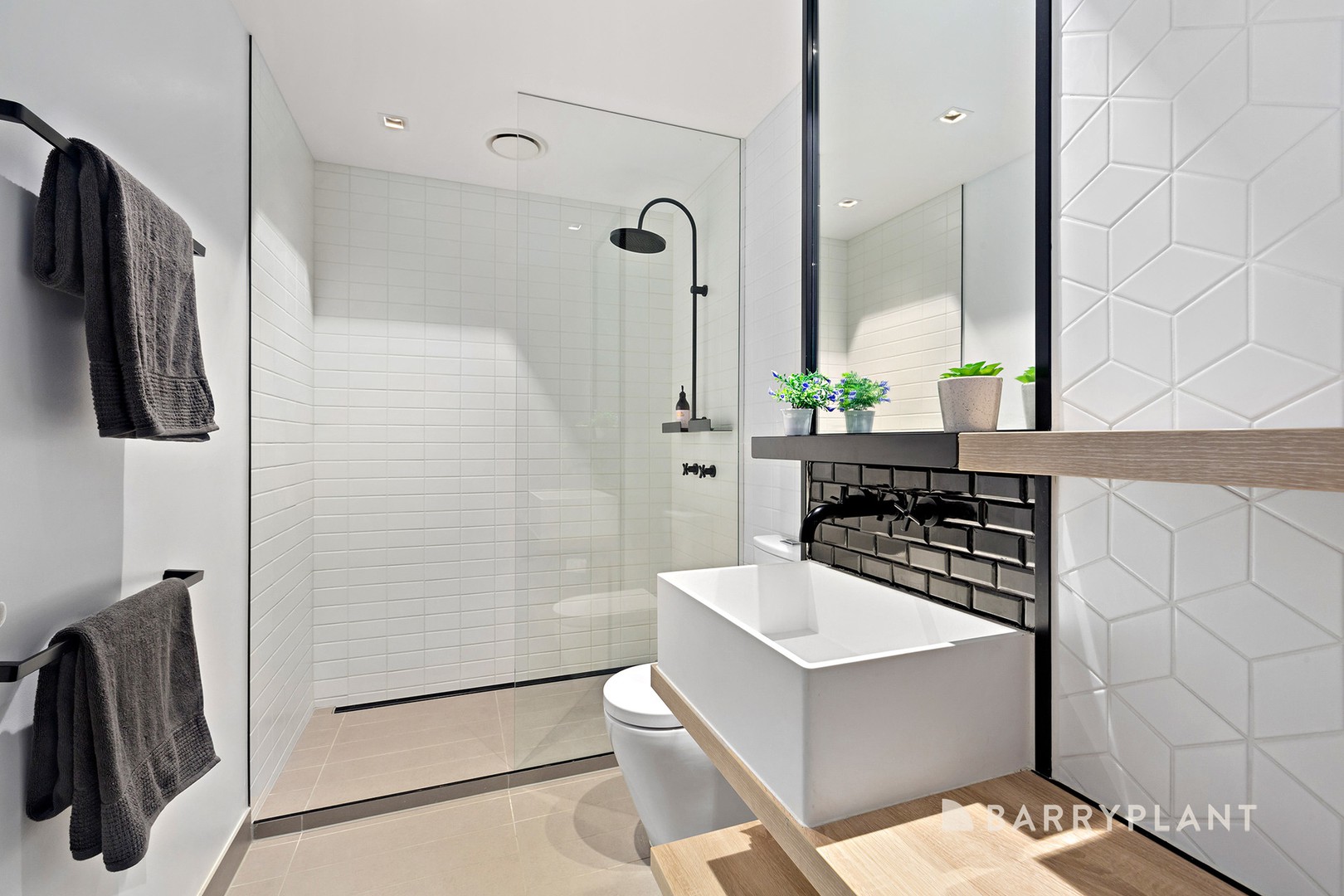 1002/677 La Trobe Street, Docklands, VIC 3008, Docklands - Thumbnail 5