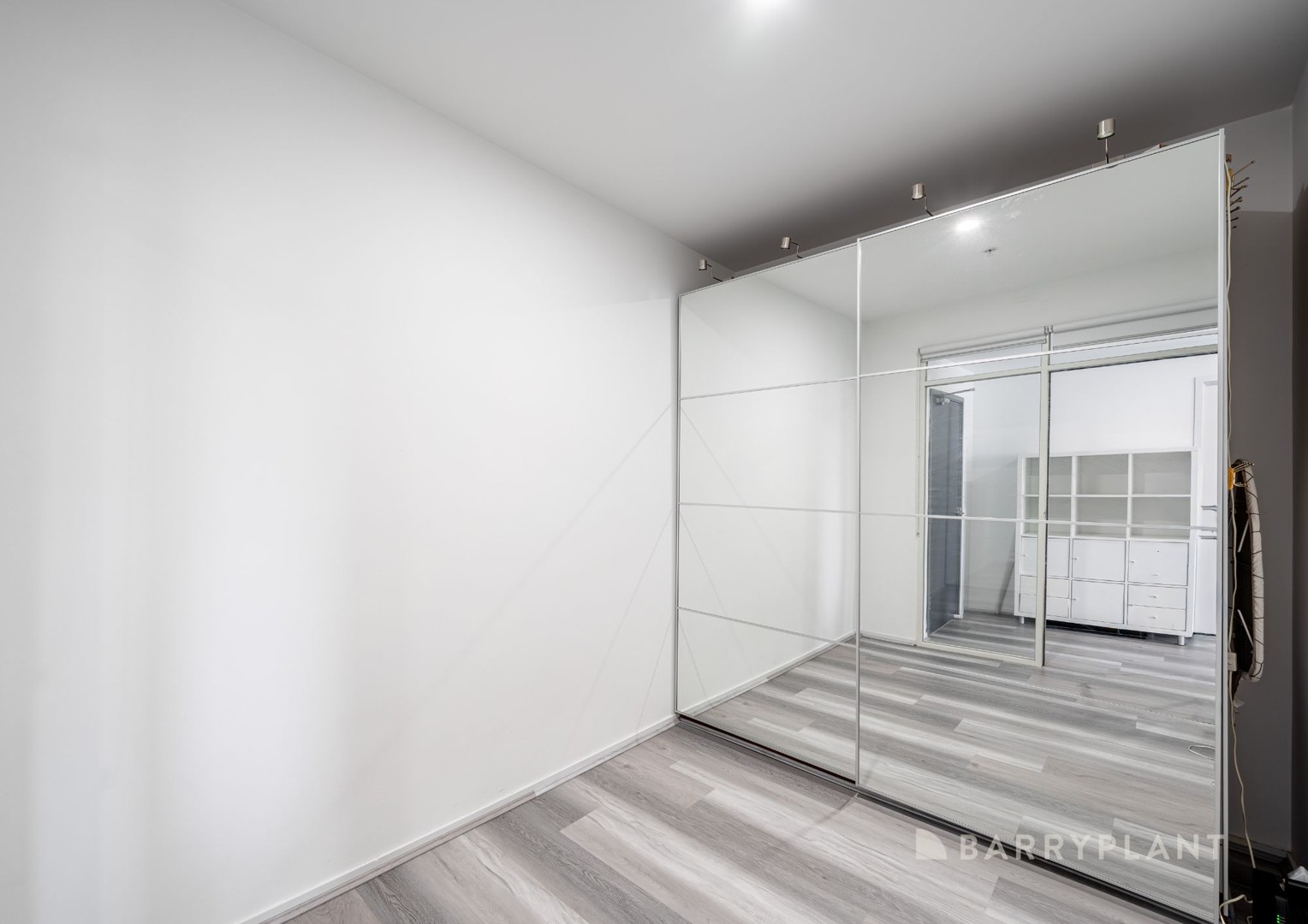 1003/610 St Kilda Road, Melbourne, VIC 3004, Melbourne - Thumbnail 4