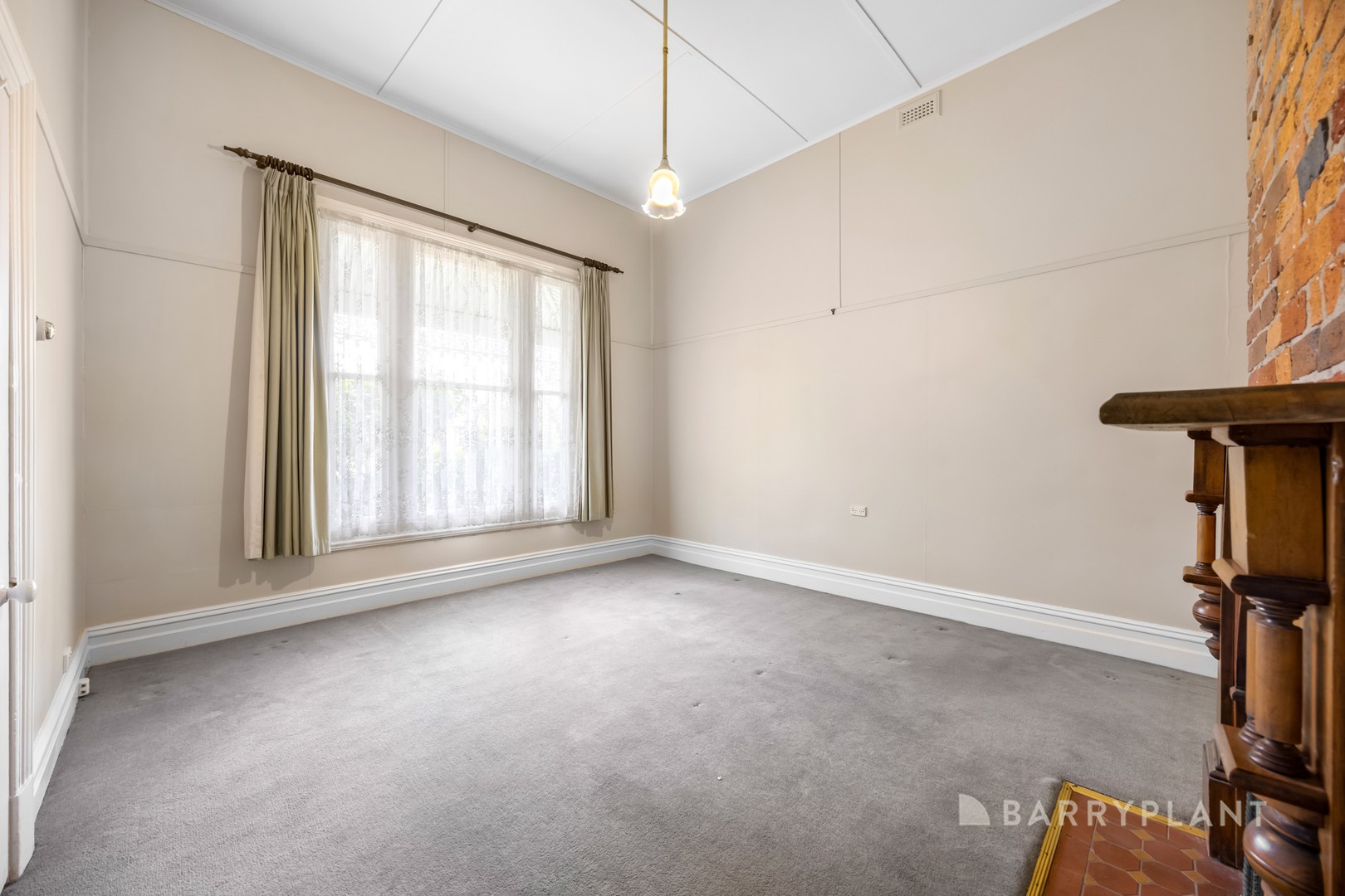 1004 Dana St, Ballarat Central, VIC 3350 - Thumbnail 1 - 03/11/2025