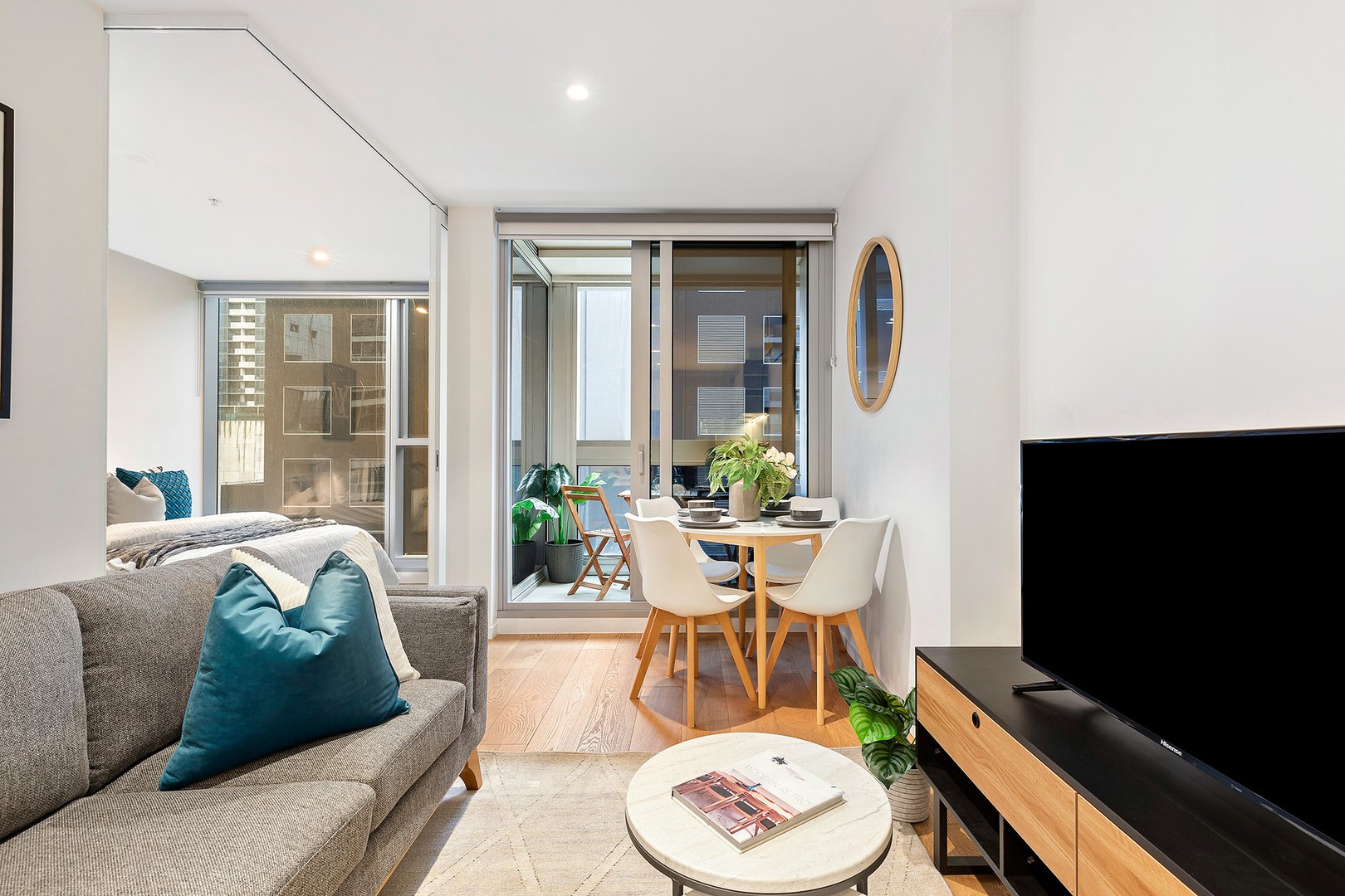 1005/38 Rose Lane, Melbourne, VIC 3000 - Thumbnail 2 - 13/10/2023