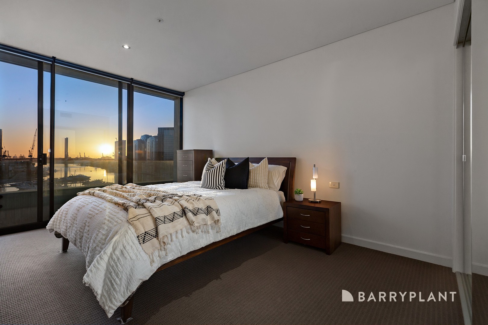 1005/50 Lorimer Street, Docklands, VIC 3008, Docklands - Thumbnail 4