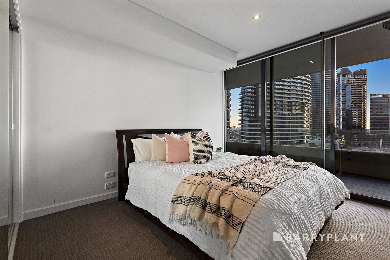 1005/50 Lorimer Street, Docklands, VIC 3008, Docklands - Thumbnail 5