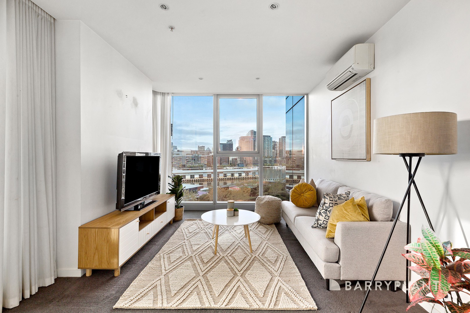 1006/241 Harbour Esplanade, Docklands, VIC 3008, Docklands - Thumbnail 2