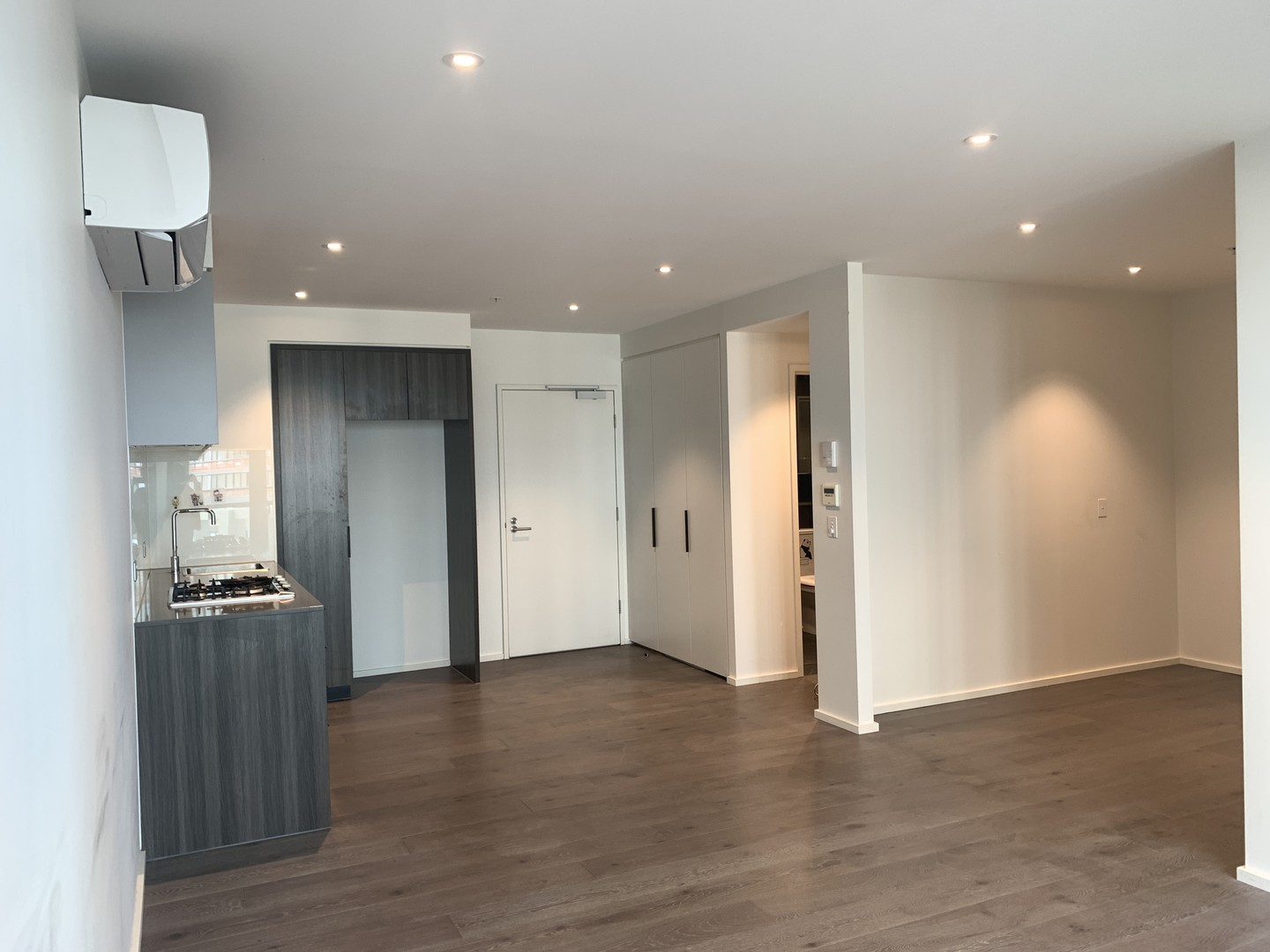 1007E/888 Collins  Street, Docklands, VIC 3008, Docklands - Thumbnail 4