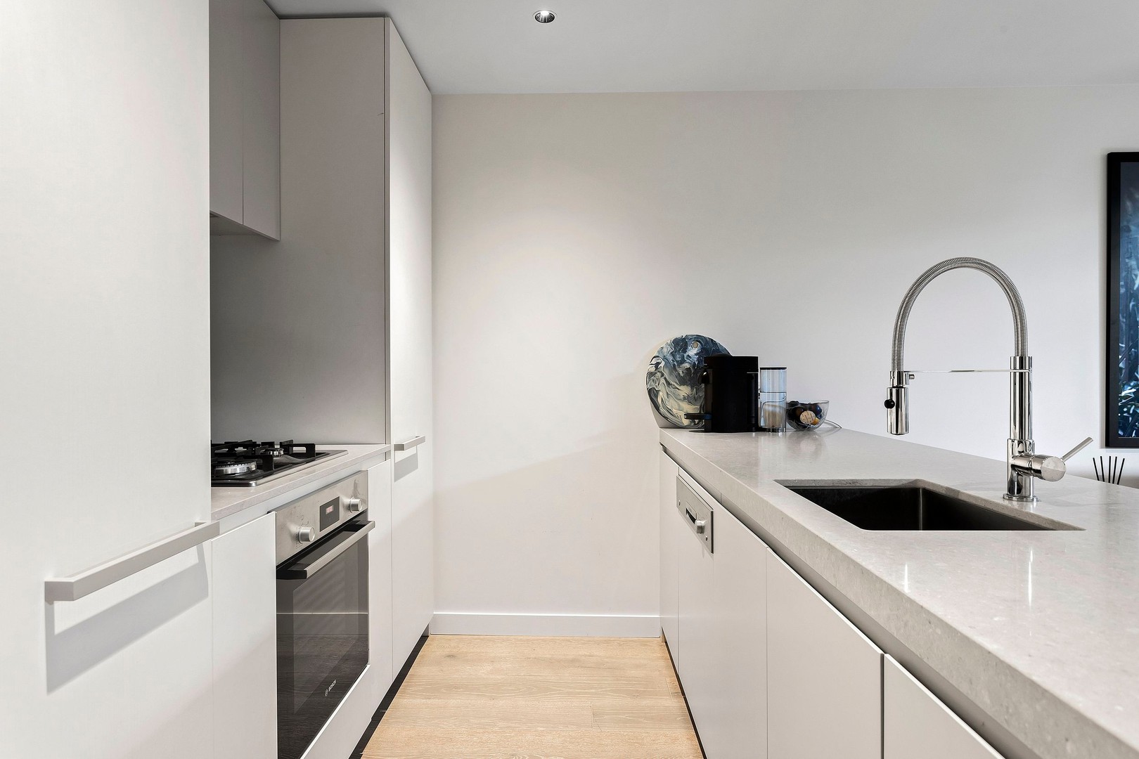 101/19 Russell Street, Essendon, VIC 3040, Essendon - Thumbnail 5