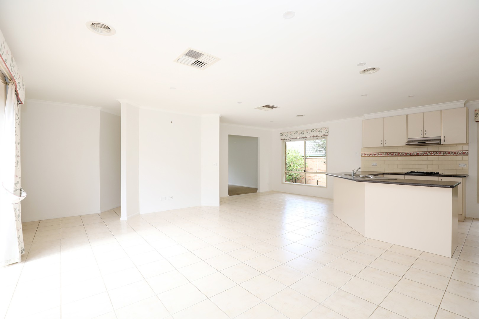 101 Marisa Crescent, Berwick, VIC 3806, Berwick - Thumbnail 5