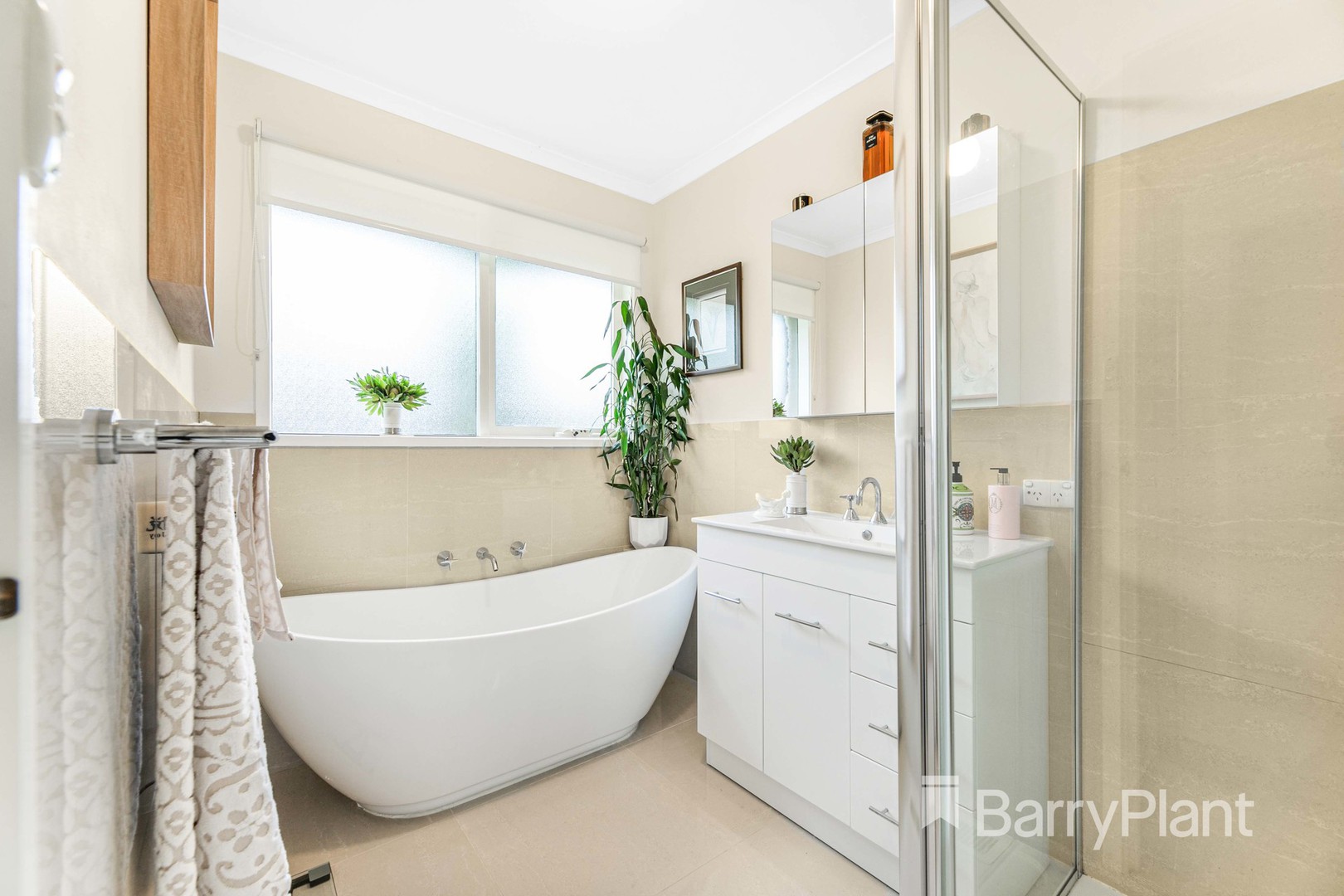 101 Mowbray Drive, Wantirna South, VIC 3152, Wantirna South - Thumbnail 7