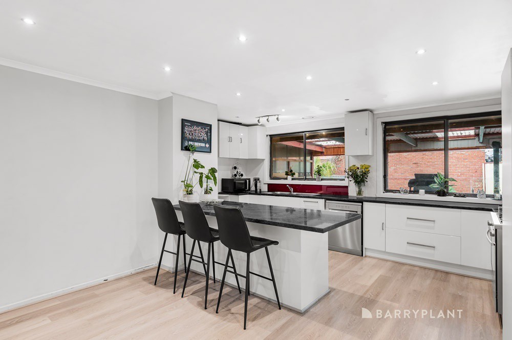 101 Redleap Avenue, Mill Park, VIC 3082, Mill Park - Thumbnail 3