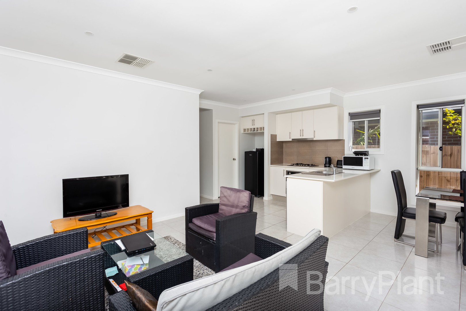 101 Sunnybank Drive, Point Cook, VIC 3030 - Thumbnail 2 - 18/08/2026