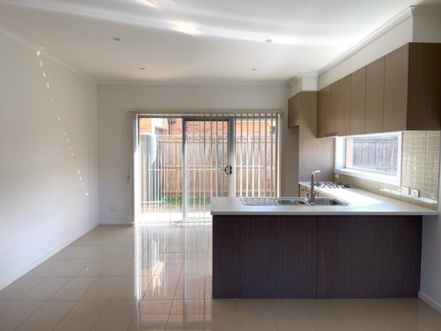 101 Tarana Avenue, Glenroy, VIC 3046, Glenroy - Thumbnail 7