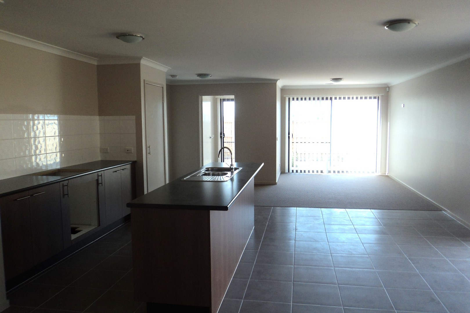 101 Tristania Drive, Point Cook, VIC 3030, Point Cook - Thumbnail 2