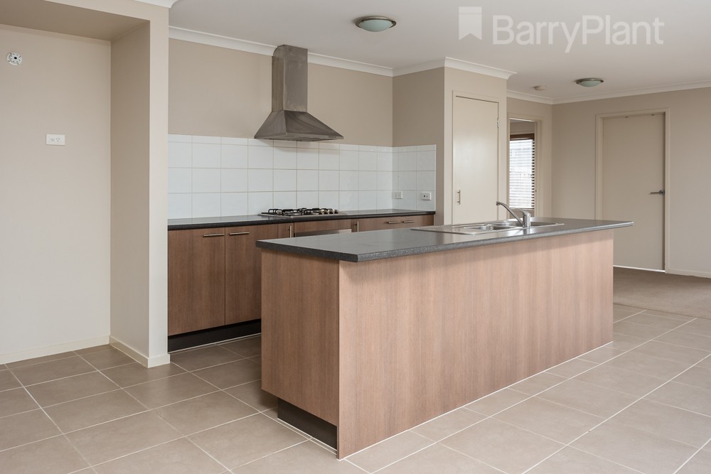 101 Tristania Drive, Point Cook, VIC 3030, Point Cook - Thumbnail 6