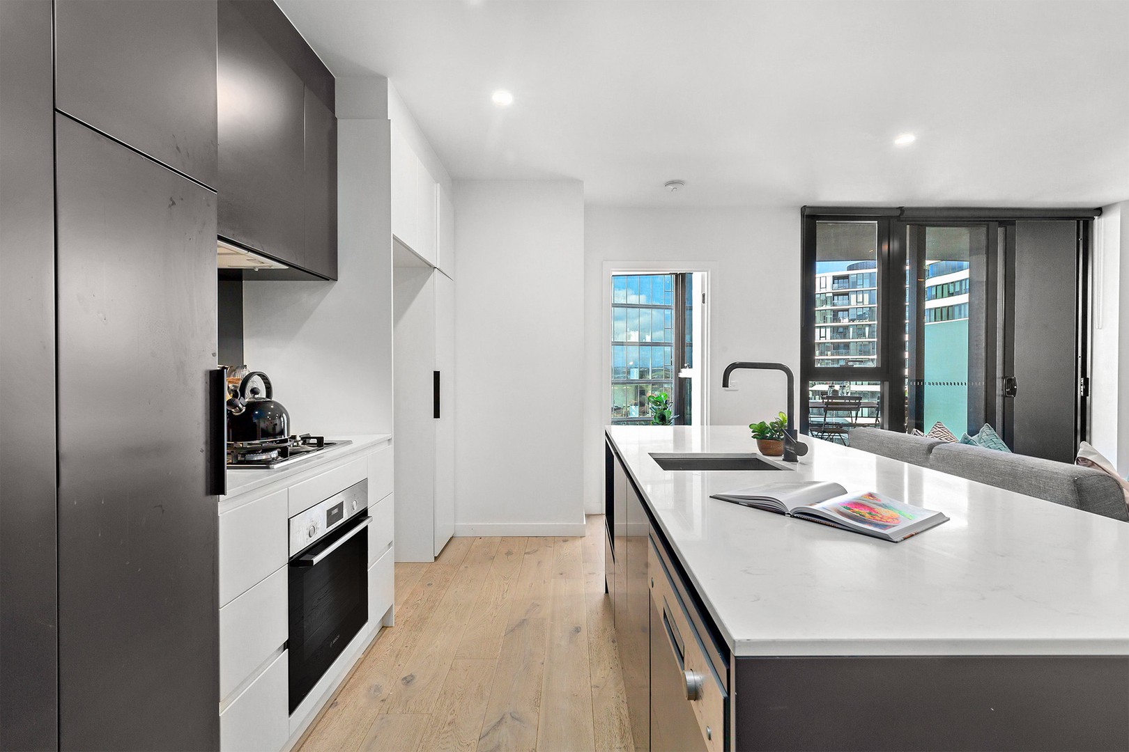 1013/4 Joseph Road, Footscray, VIC 3011, Footscray - Thumbnail 4