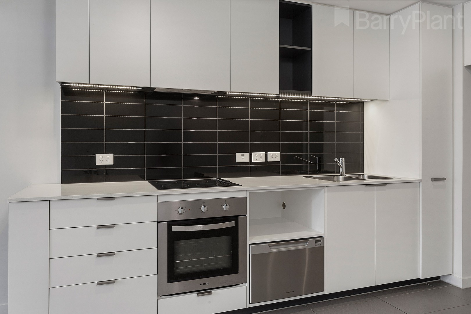 1018/55 Merchant Street, Docklands, VIC 3008, Docklands - Thumbnail 2
