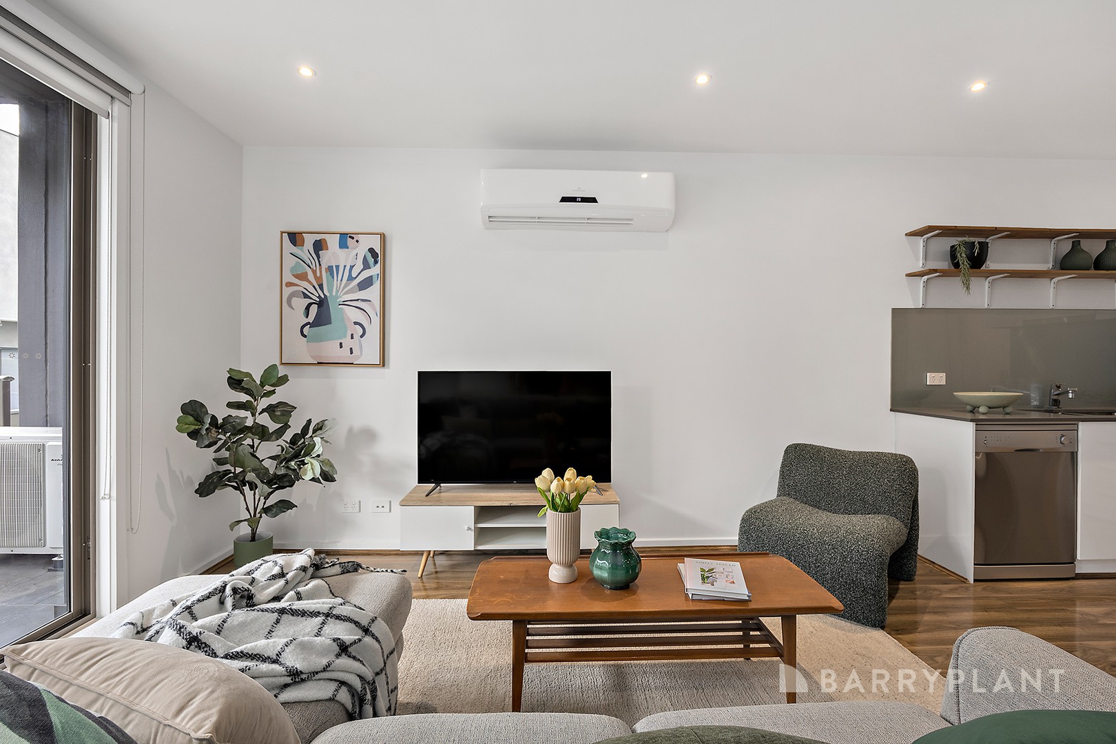 102/15 Pascoe Street, Pascoe Vale, VIC 3044 - Thumbnail 2 - 19/02/2026