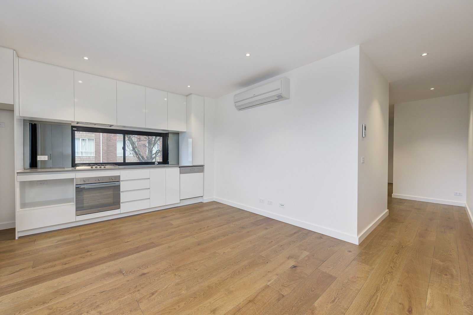 102/594 Riversdale Road, Camberwell, VIC 3124 - Thumbnail 1 - 09/05/2025