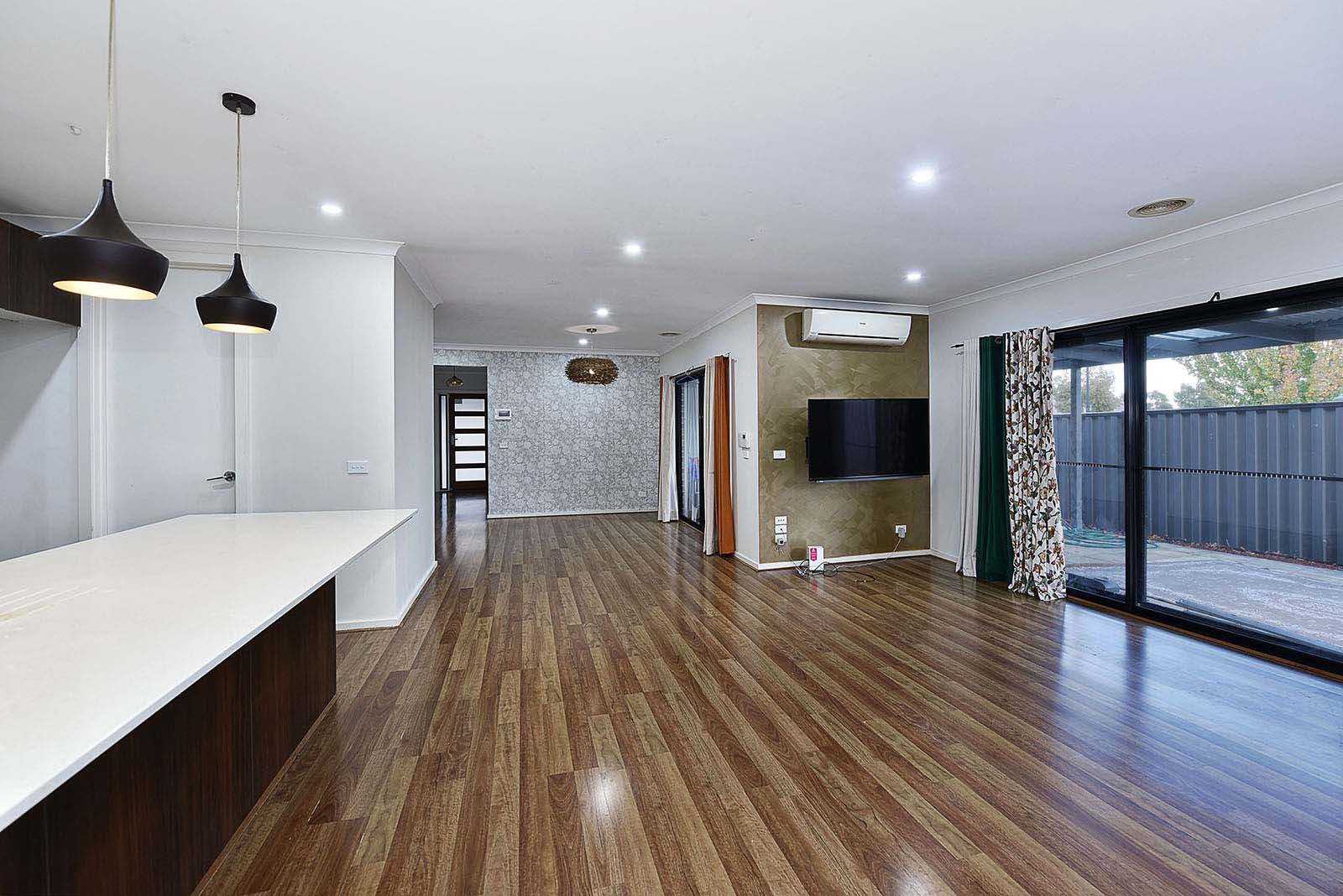 102 Biltmore Cres, Roxburgh Park, VIC 3064 - Thumbnail 1 - 12/06/2025