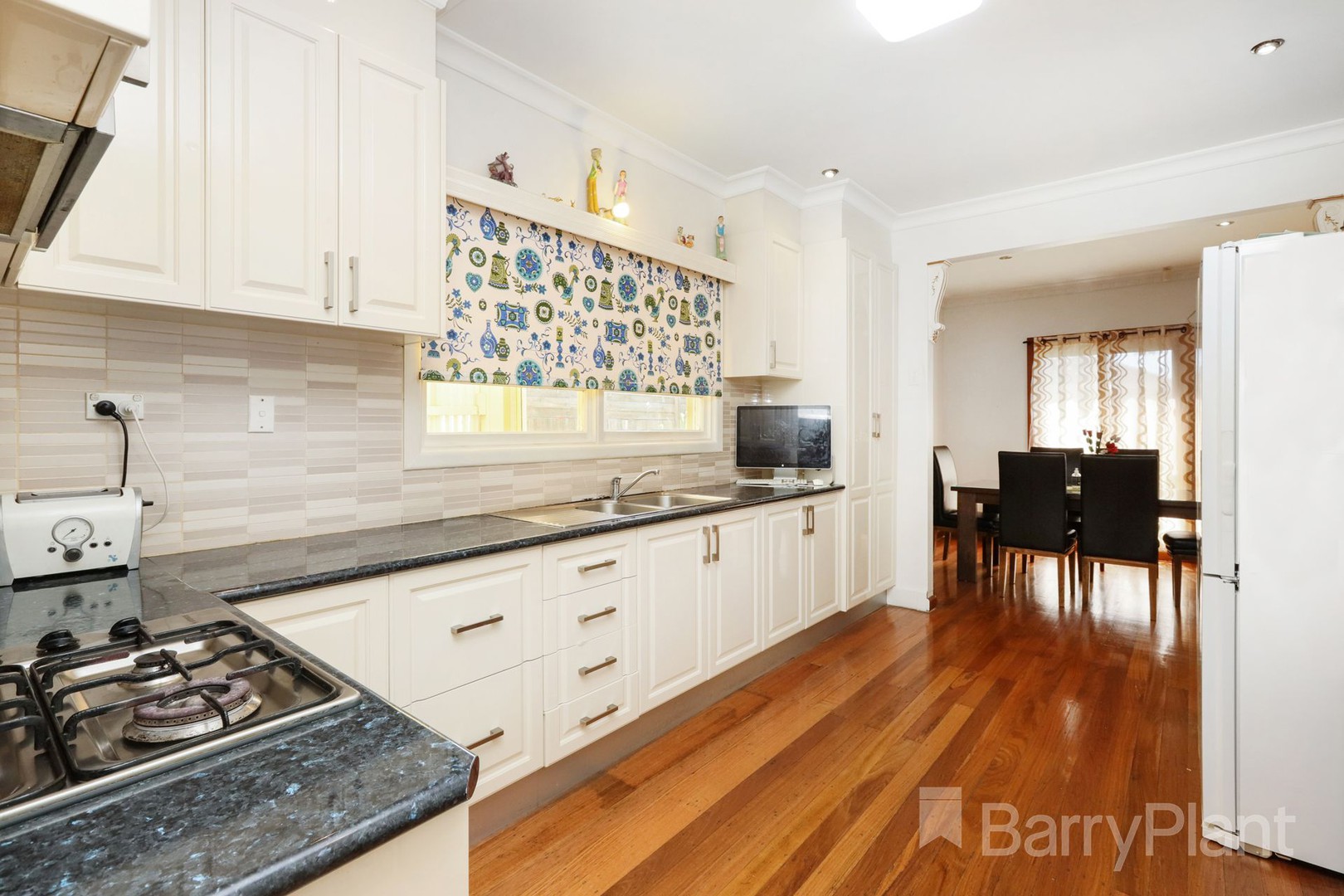 102 Devonshire RoadSunshine, VIC 3020, Sunshine - Thumbnail 4