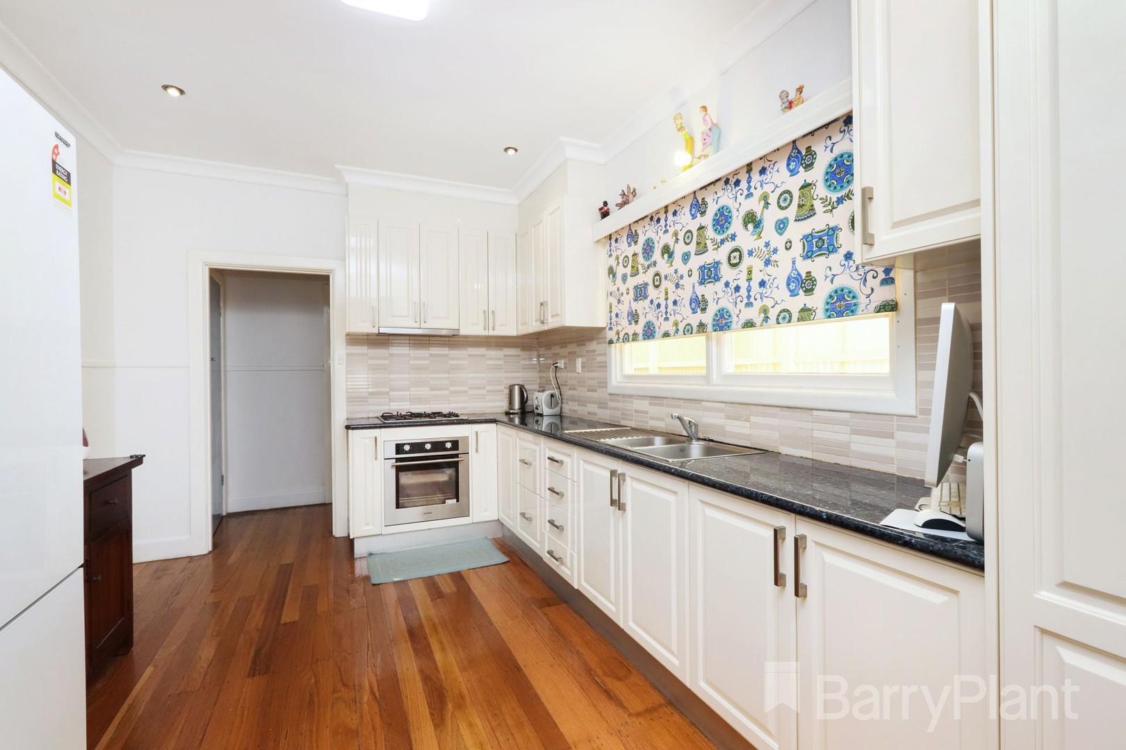 102 Devonshire RoadSunshine, VIC 3020, Sunshine - Thumbnail 5