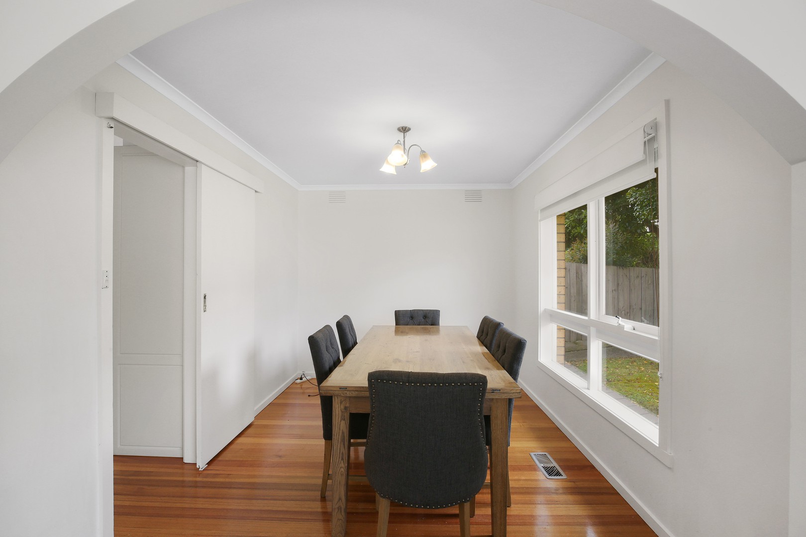 102 Dunvegan Crescent, Macleod, VIC 3085, Macleod - Thumbnail 3