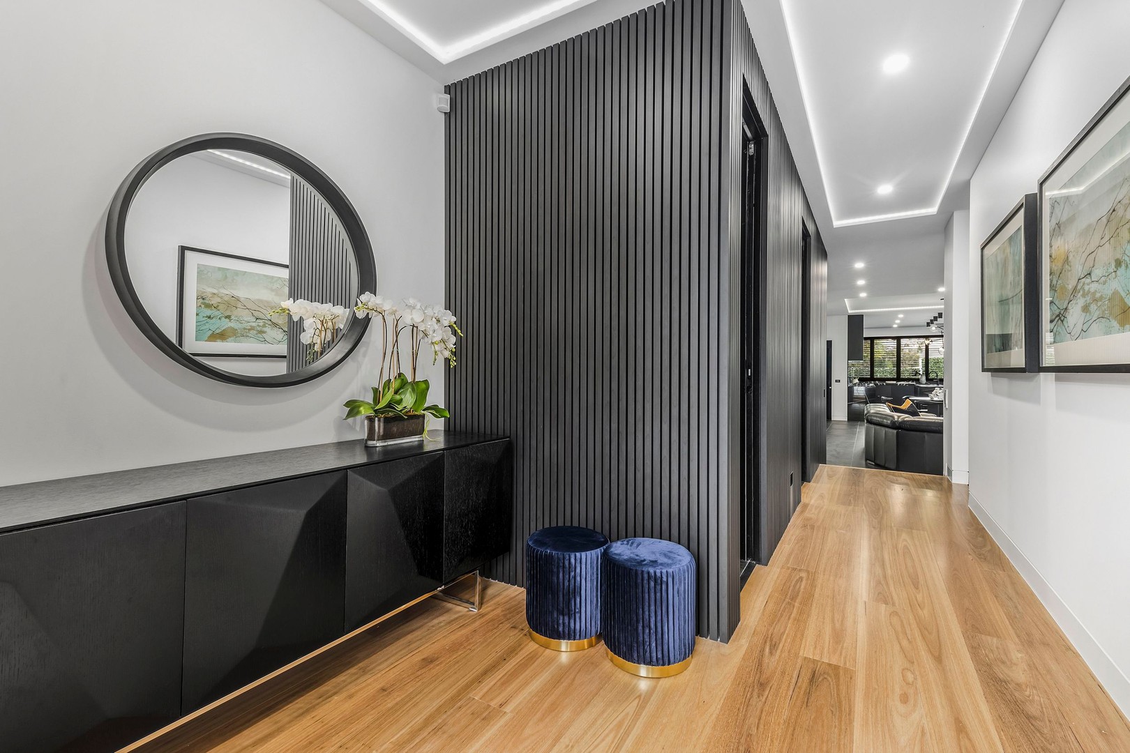 102 Fawkner Street, Aberfeldie, VIC 3040 - Thumbnail 2 - 03/07/2024
