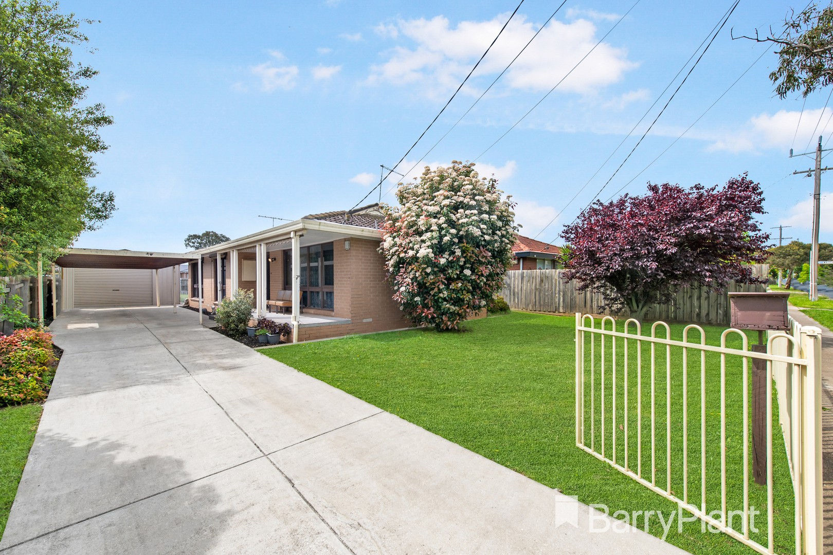 102 First Avenue, Melton South, VIC 3338
