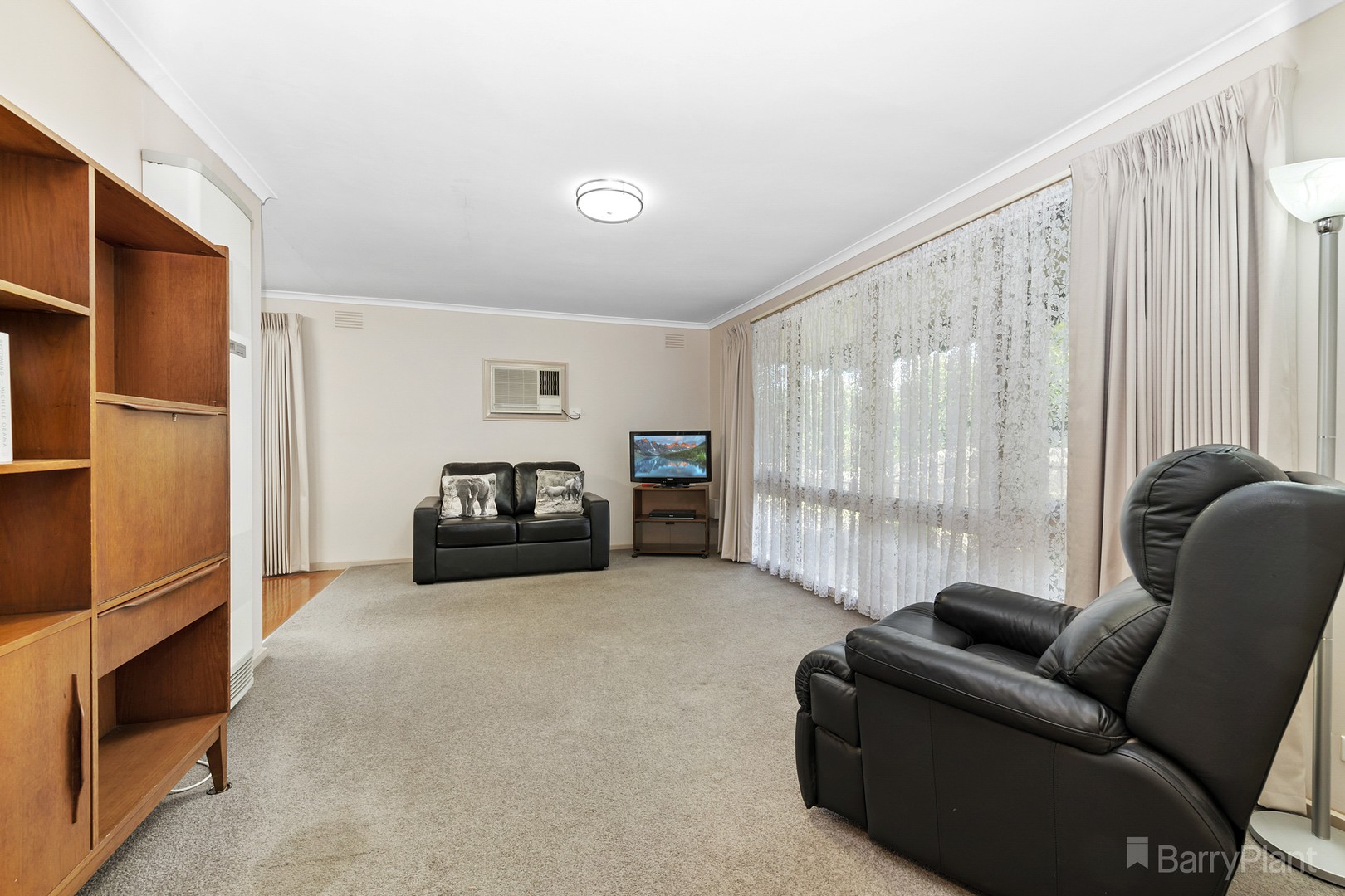 102 First Avenue, Melton South, VIC 3338, Melton South - Thumbnail 4