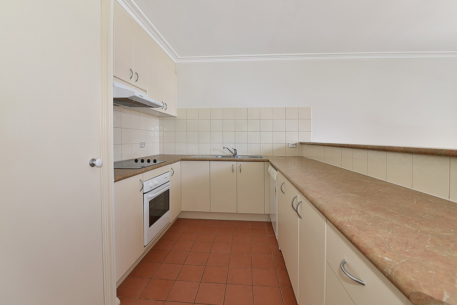 102 Gatehouse Place, Maribyrnong, VIC 3032, Maribyrnong - Thumbnail 3