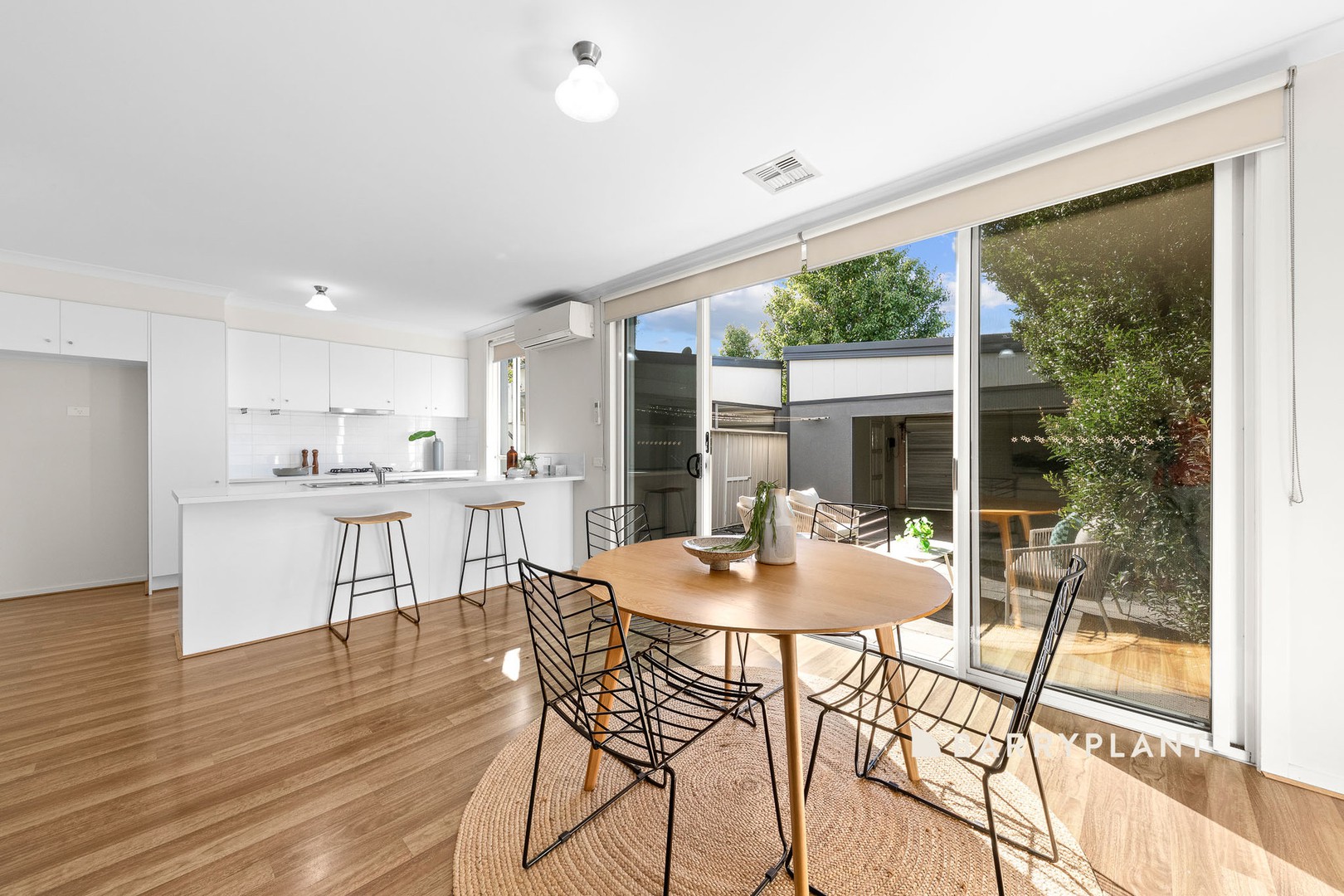 102 Henry Road, Pakenham, VIC 3810, Pakenham - Thumbnail 3