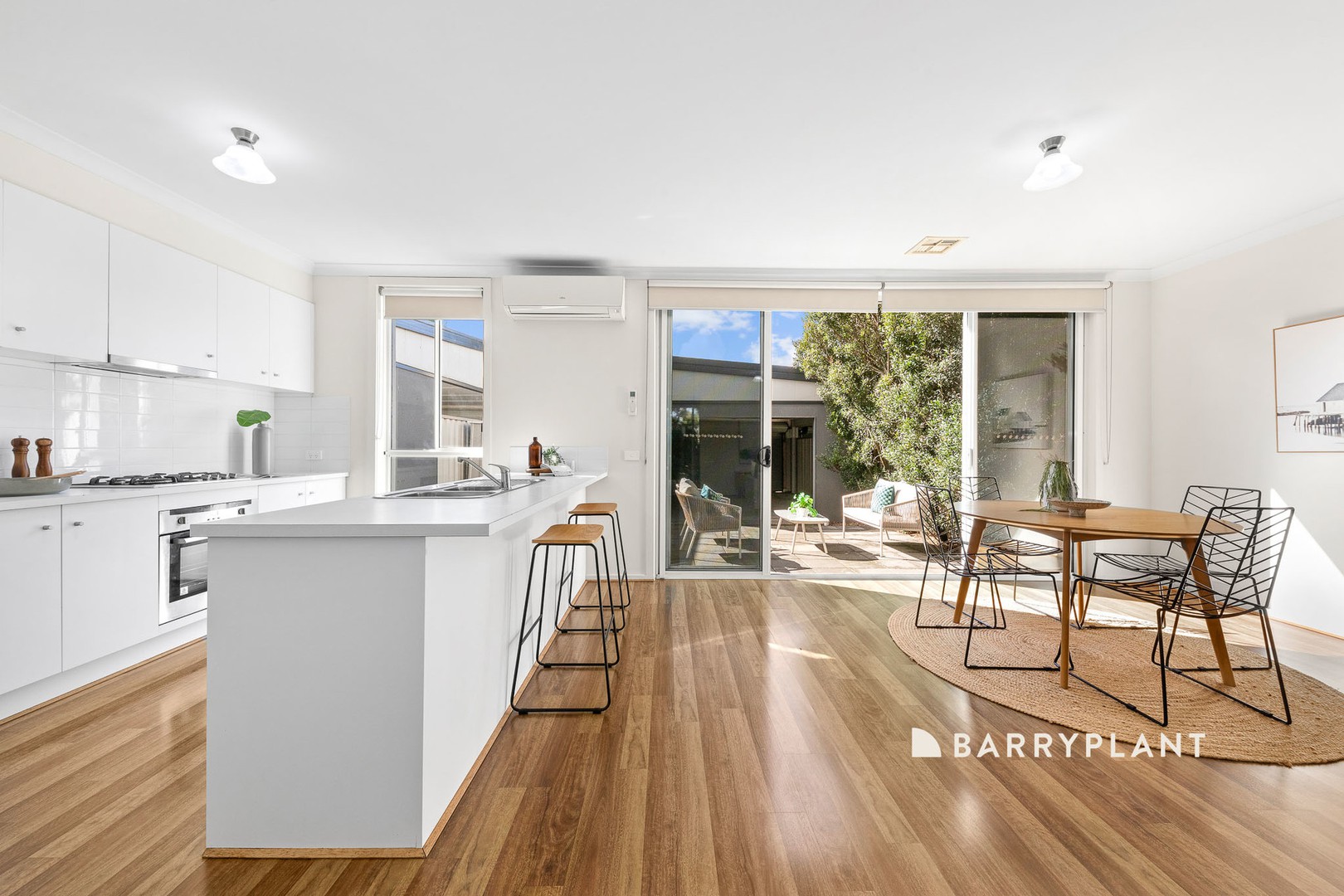 102 Henry Road, Pakenham, VIC 3810, Pakenham - Thumbnail 4
