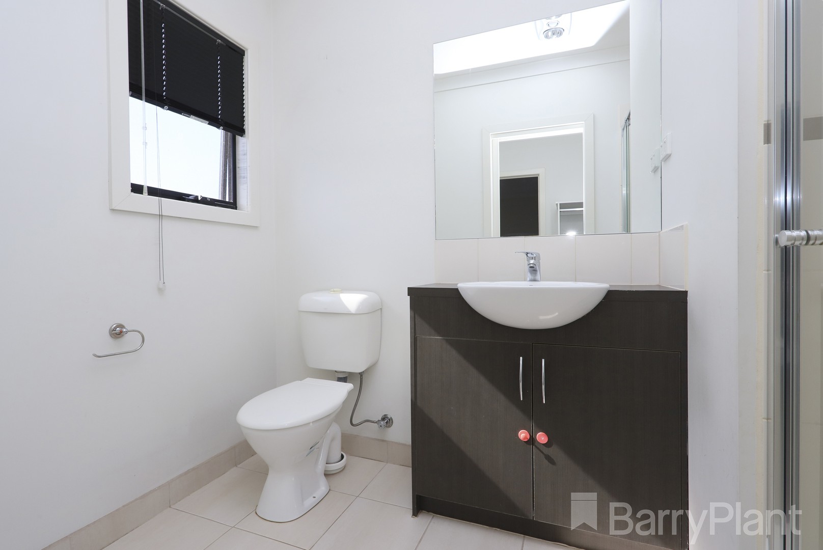 102 Lawn  Crescent, Braybrook, VIC 3019, Braybrook - Thumbnail 8