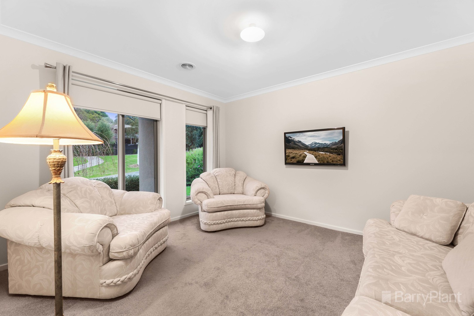 102 Sherwood Road, Chirnside Park, VIC 3116, Chirnside Park - Thumbnail 2