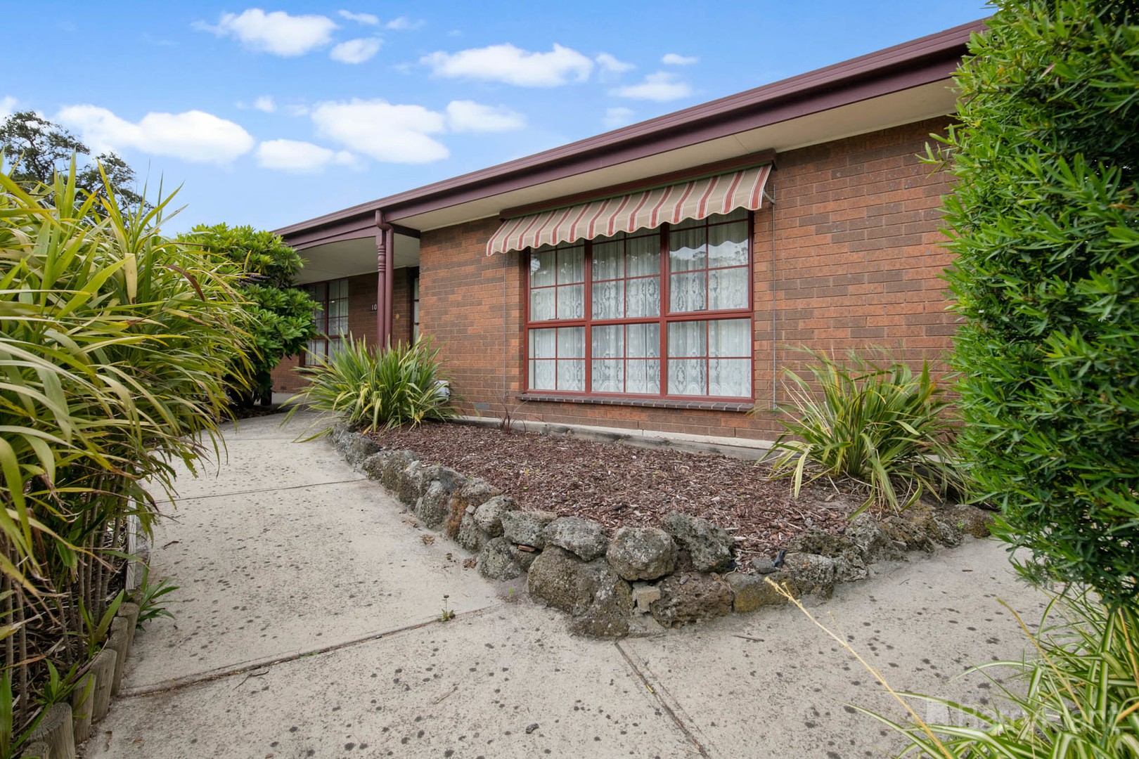 102 Sladen StreetCranbourne, VIC 3977, Cranbourne - Thumbnail 2
