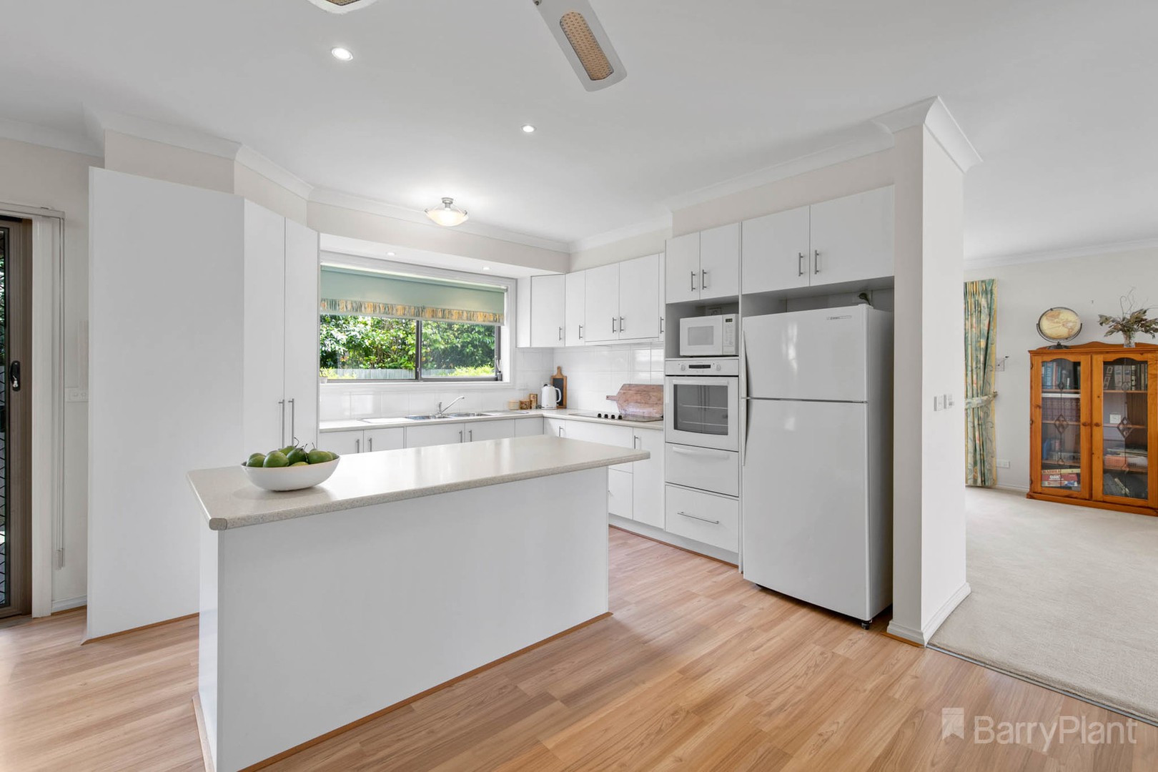 102 Sladen StreetCranbourne, VIC 3977, Cranbourne - Thumbnail 3