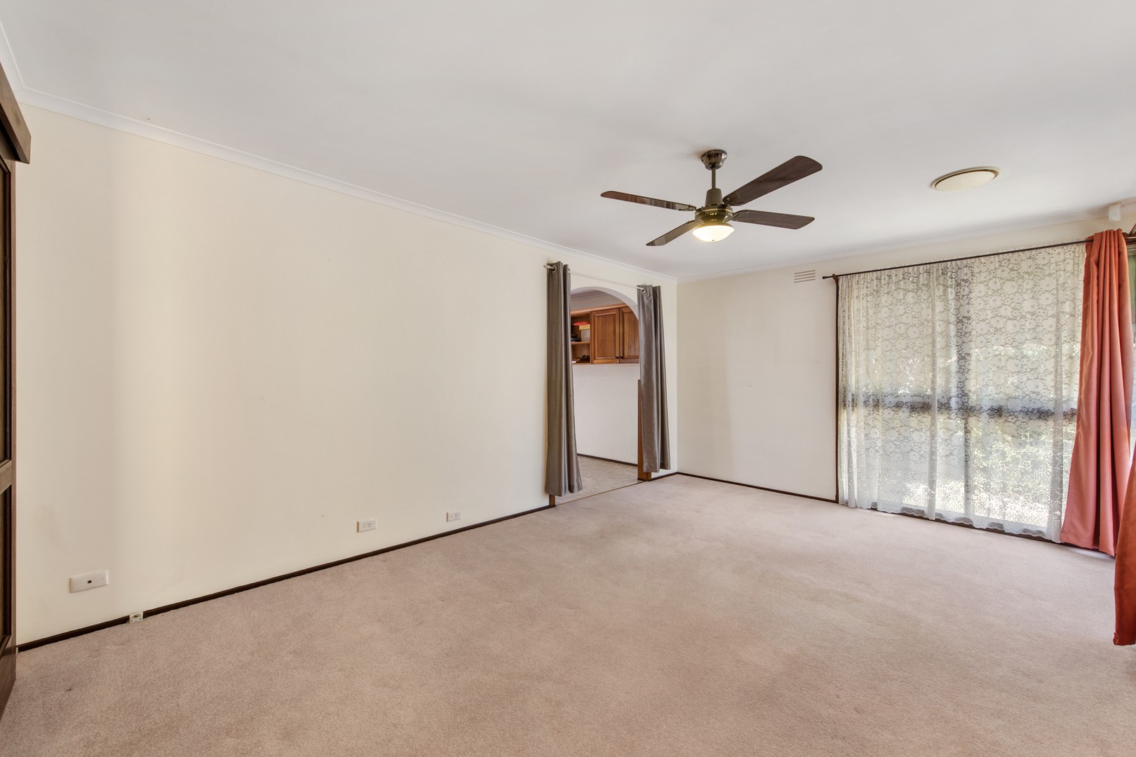 102 South Ring Road, Werribee, VIC 3030, Werribee - Thumbnail 3