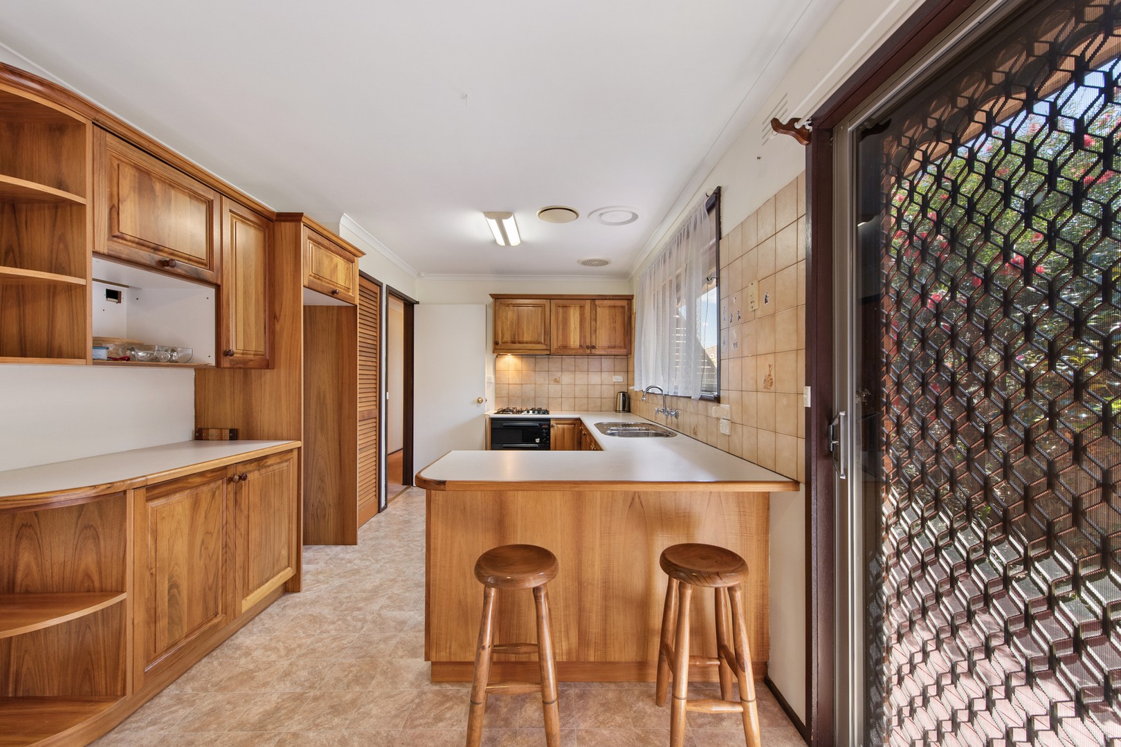 102 South Ring Road, Werribee, VIC 3030, Werribee - Thumbnail 4