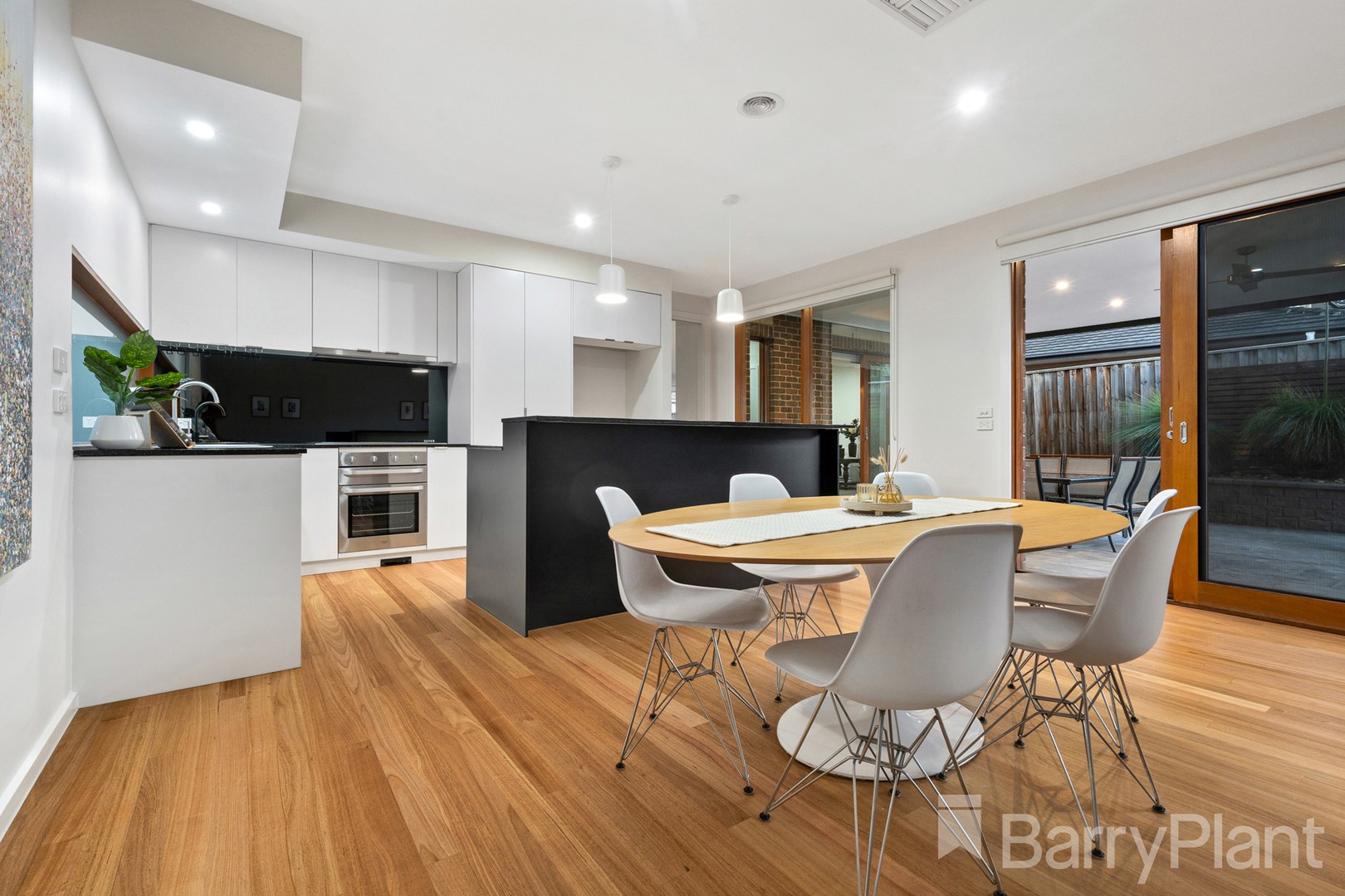 102 Springthorpe BoulevardMacleod, VIC 3085, Macleod - Thumbnail 5