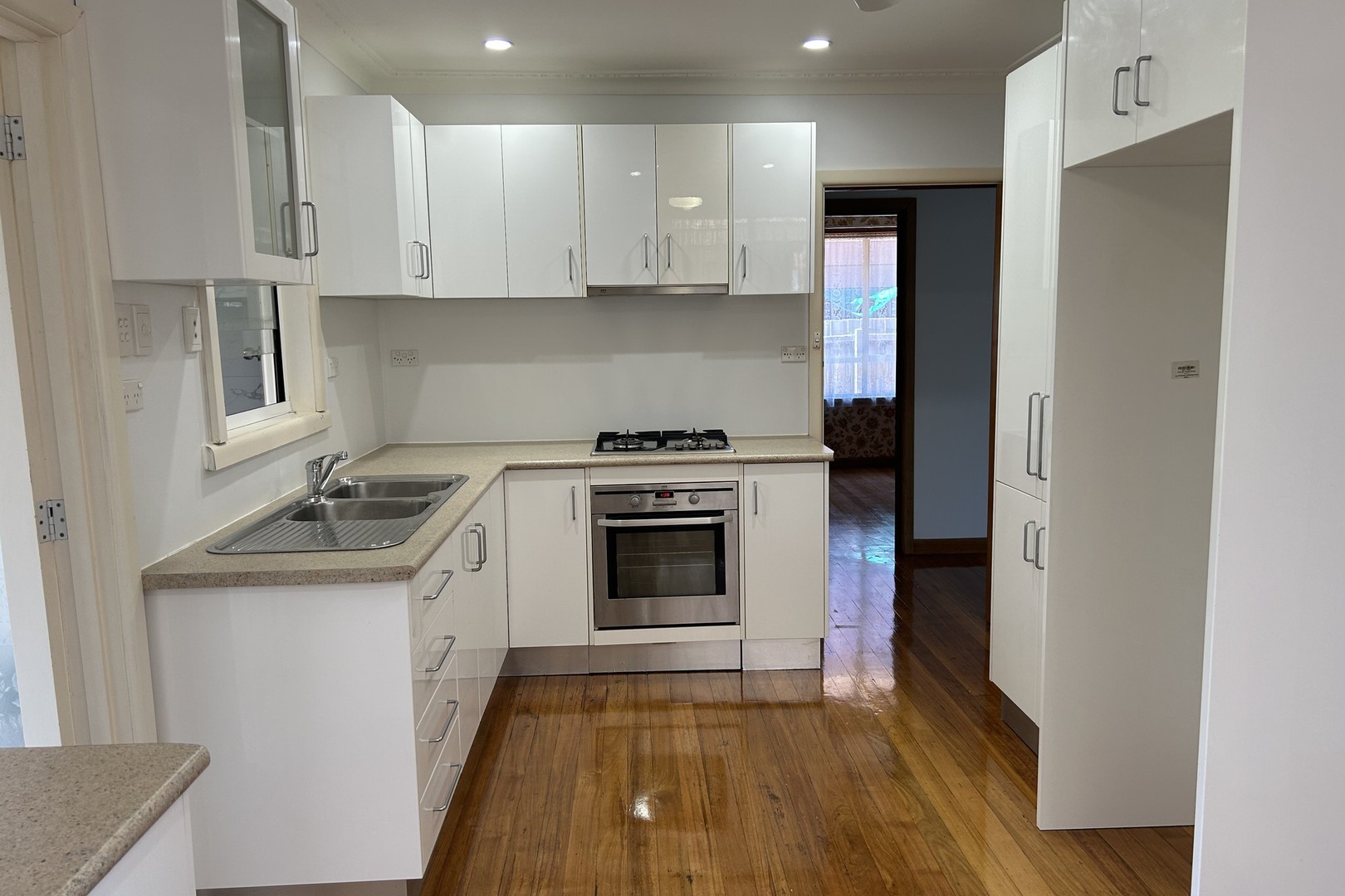 102 William Street, St Albans, VIC 3021, St Albans - Thumbnail 2